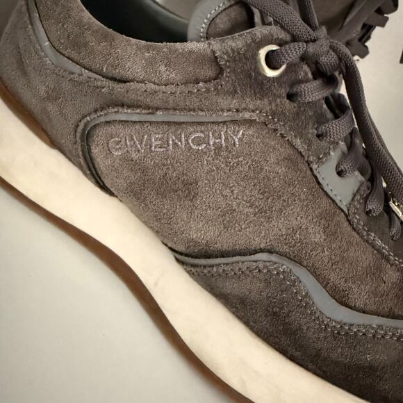 Givenchy low SUEDE running sneaker grey gray RUNNER calf leather ITALY 42 US 9.5 main image 9